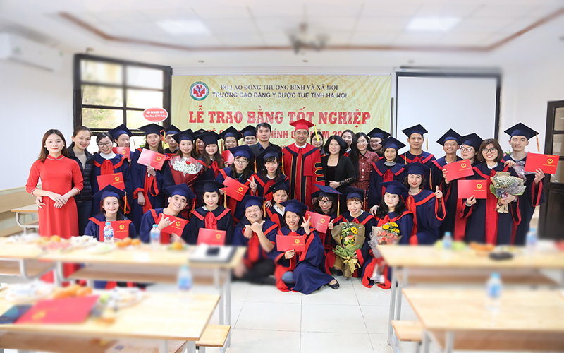 liên thông văn bằng 2 cao đẳng y dược ngành dược & điều dưỡng